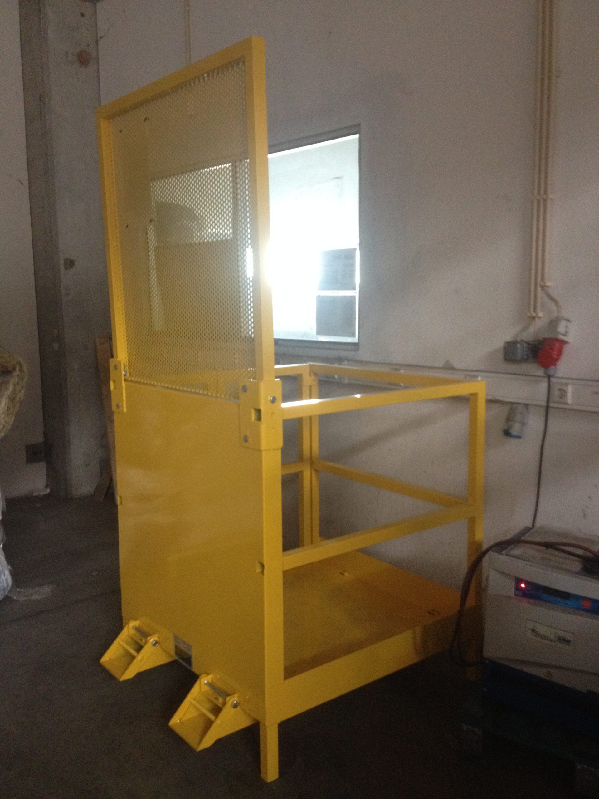 Cesto de segurança para trabalhos em altura - Image 8