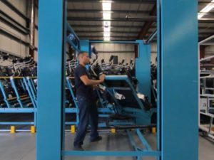 Carro de montagem e controlo de qualidade